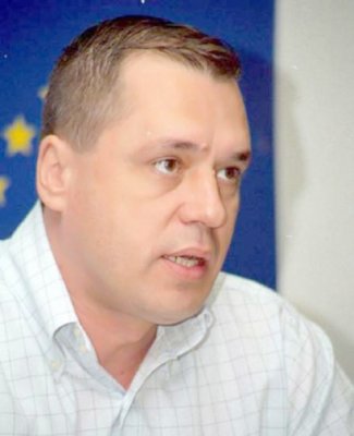 Firma în care Mugur Ciuvică era asociat cu fiica lui Voiculescu se închide